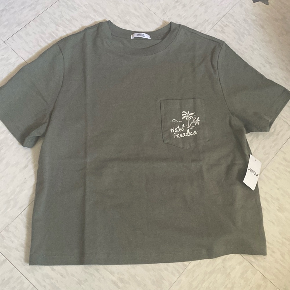 New With Tags Ardene Print Pocket Cotton Tee